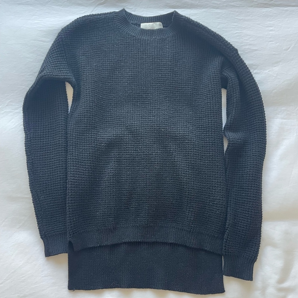 Aritzia black sweater